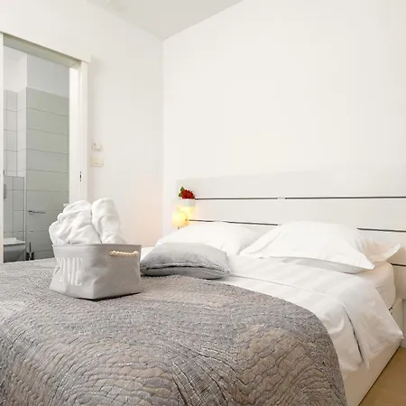 Lux On Kasuni In * سبليت