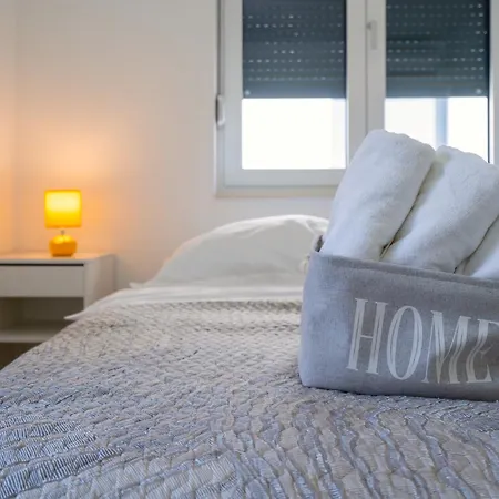 Lux On Kasuni In شقة