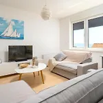 アパート Lux On Kasuni In スプリト